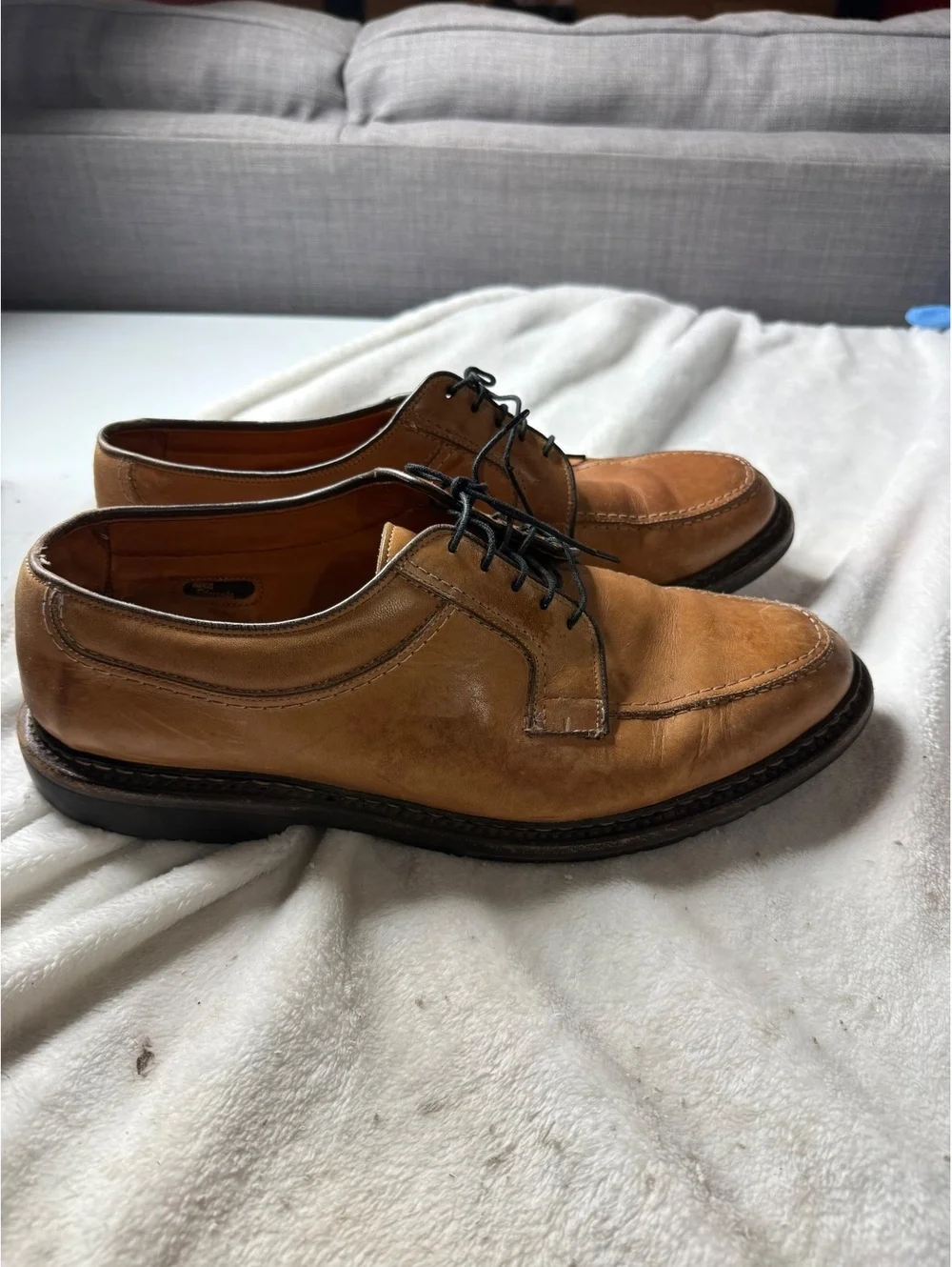 Allen Edmonds Men's Tan Leather Dress Shoes Size 10.5 D Classic Lace-Up